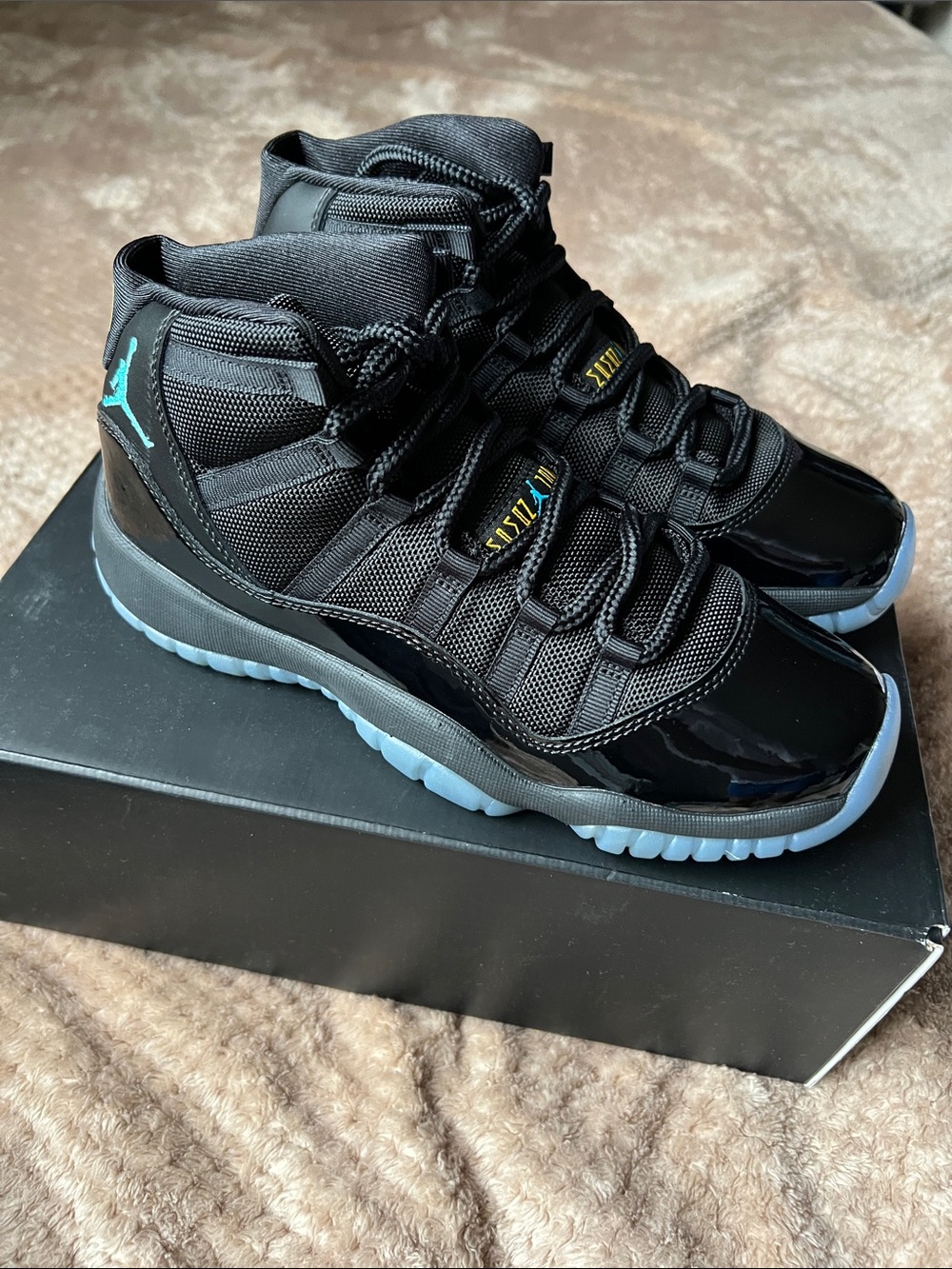 Jordan 11s 'Gamma Blue' (2025)